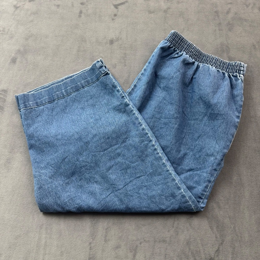 Alfred Dunner Womens Blue Denim Pull On Elastic Waist Capri Pants Size 14